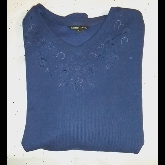 ✅4/$20✅ George Classic Blue Women’s V-neck style dressy style sweater! - Picture 4 of 6